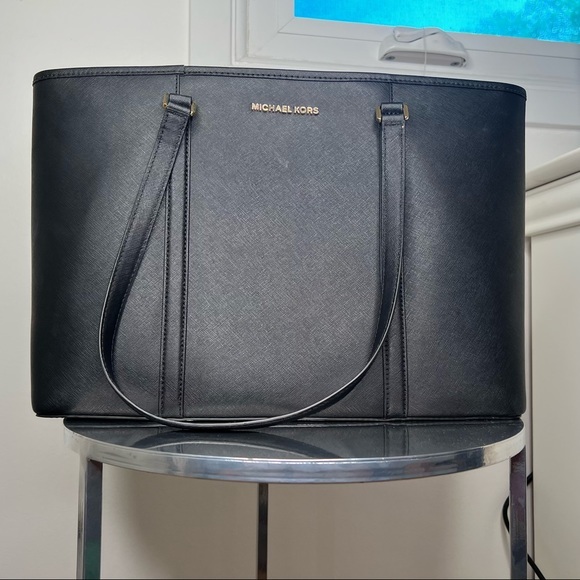 Michael Kors• Black Leather•Sady Shoulder Bag•Large Tote - Picture 4 of 10